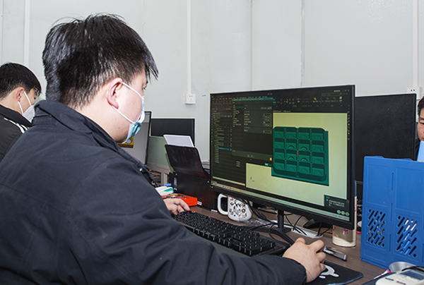 Thermoforming Machine / Machine de tasse en plastique